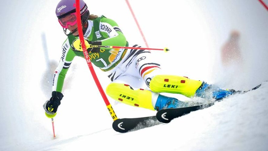 L'Allemande Maria Höfl-Riesch descend la piste de Kranjska Gora, en Slovénie, lors du slalom comptant pour la Coupe du monde, le 2 février 2014