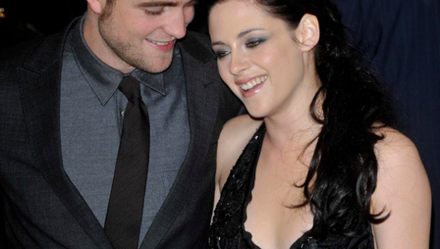 ACTU Kristen Stewart : une fête d&#039;anniversaire pour Robert Pattinson... et le couple star au Festival de Cannes 2013 !