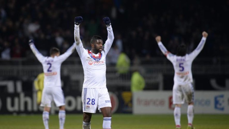 Les joueurs de Lyon, vainqueurs 2-1 de Troyes, fêtent leur qualification pour la finale de la Coupe de   la Ligue au stade de Gerland à Lyon le 5 février 2014