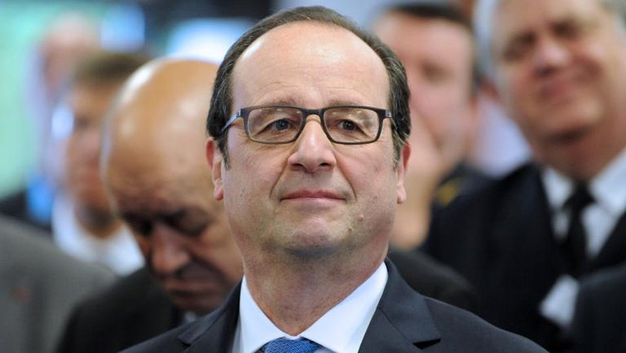 Le président François Hollande le 30 avril 2015 à Brest