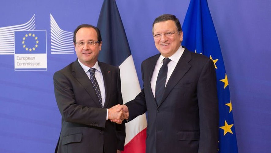 François Hollande (g) et Jose Manuel Barroso à Bruxelles, le 15 mai 2013