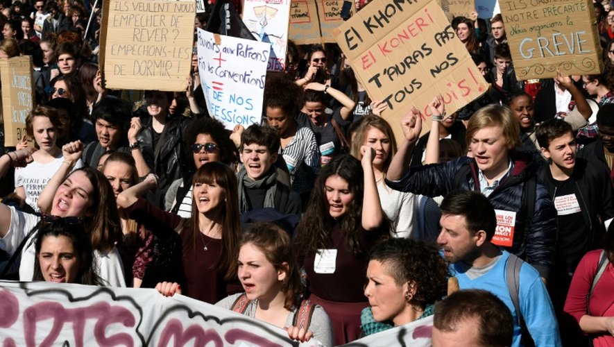 Manifestation d'étudiants contre la loi Travail à Paris, le 17 mars 2016