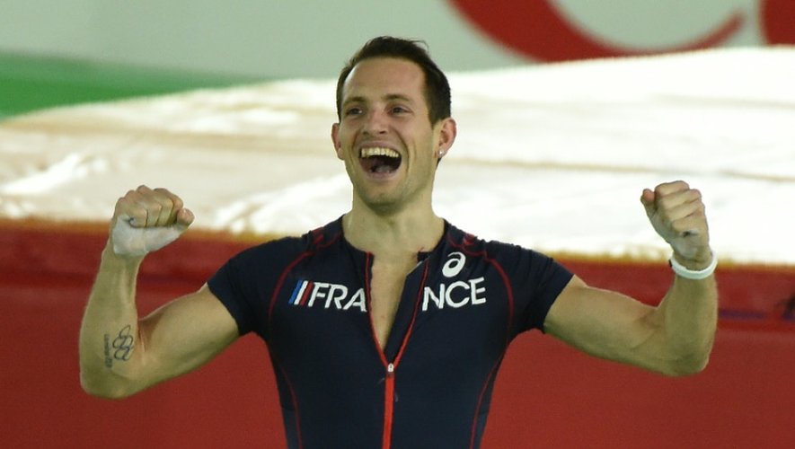 Le perchiste français Renaud Lavillenie, sacré champion du monde 2016 en salle le 17 mars 2016 aux Mondiaux de Portland, dans l'Oregon