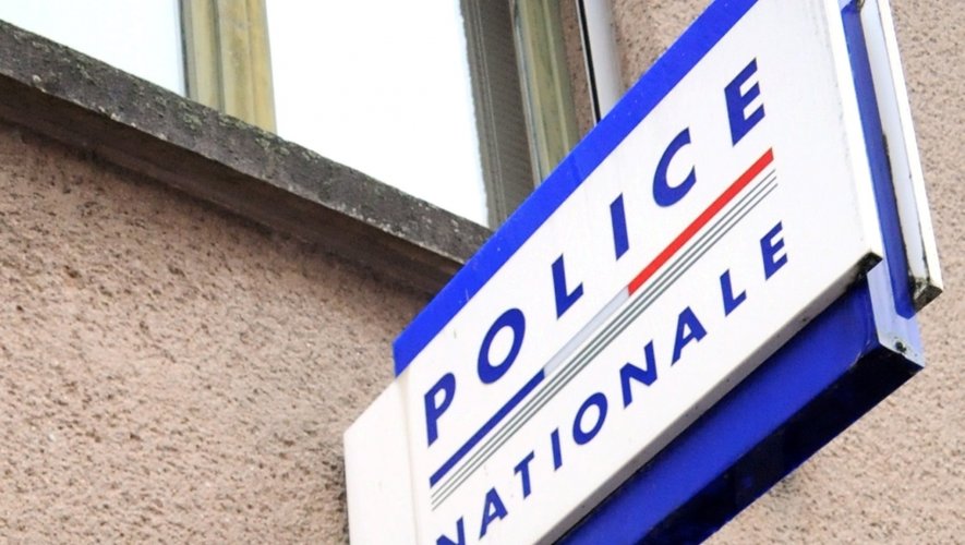 Une plainte a été déposée au commissariat de police de Rodez.