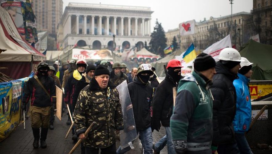 Des manifestants pro-UE sur la place de l'Indépendance, rebaptisée Euromaidan, à Kiev en Ukraine le 8 février 2014