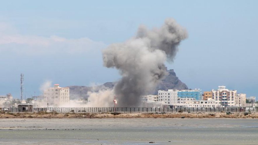 Les combats se poursuivent à Aden le 3 mai 2015