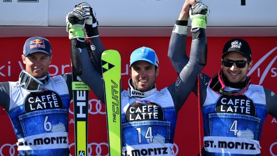 Thomas Fanara, vainqueur, entouré par Alexis Pinturault (g) et Mathieu Faivre, sur le podium du géant de St Moritz, le 19 mars 2016