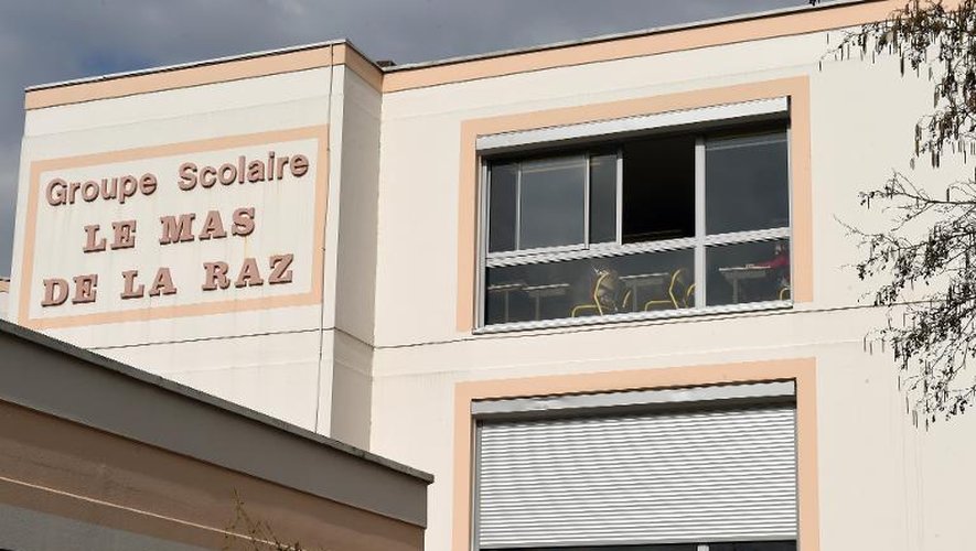 Vue sur l'école "Le Mas de la Raz" de Villefontaine où le directeur a été accusé d'actes pédophiles, le 24 mars 2015