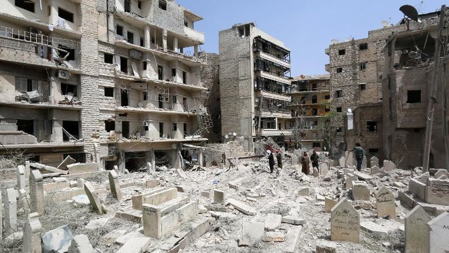 Vue en date du 29 avril 2015 de la ville d'Alep en ruines