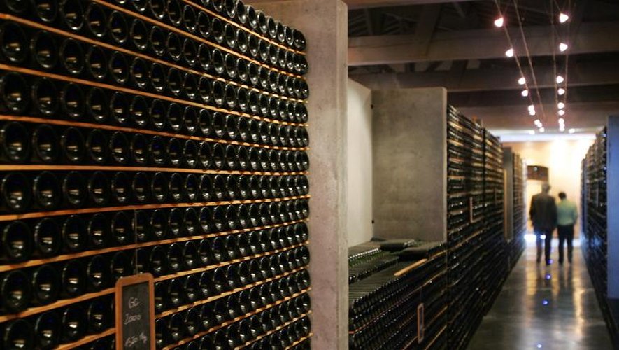 Une cave de vins de grands crus de Bordeaux dans le Sud-Ouest