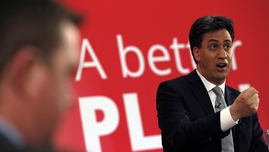 Le leader travailliste britannique Ed Miliband en meeting à Kempston, près de Bedford, le 5 mai 2015