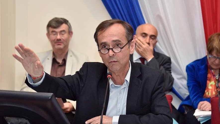 Robert Ménard, maire de Béziers, lors d'un conseil munucipal le 5 mai 2015