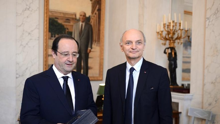 François Hollande et Didier Migaud le 10 février 2014 à l'Elysée pour la remise du rapport de la Cour des comptes