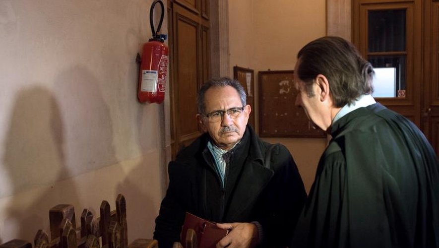 René Schembri et son avocat Frédéric Monneret à son arrivée au tribunal le 10 février 2014 à Aix-en-Provence