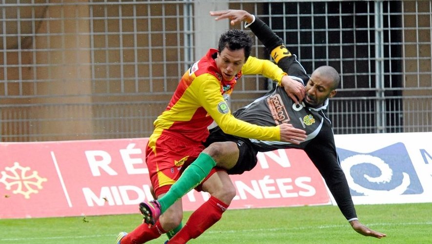 Face à des Marseillais très nerveux, Bouscarrat a marqué le premier but (54e). Boutabout a fini le travail dans les arrêts de jeu.