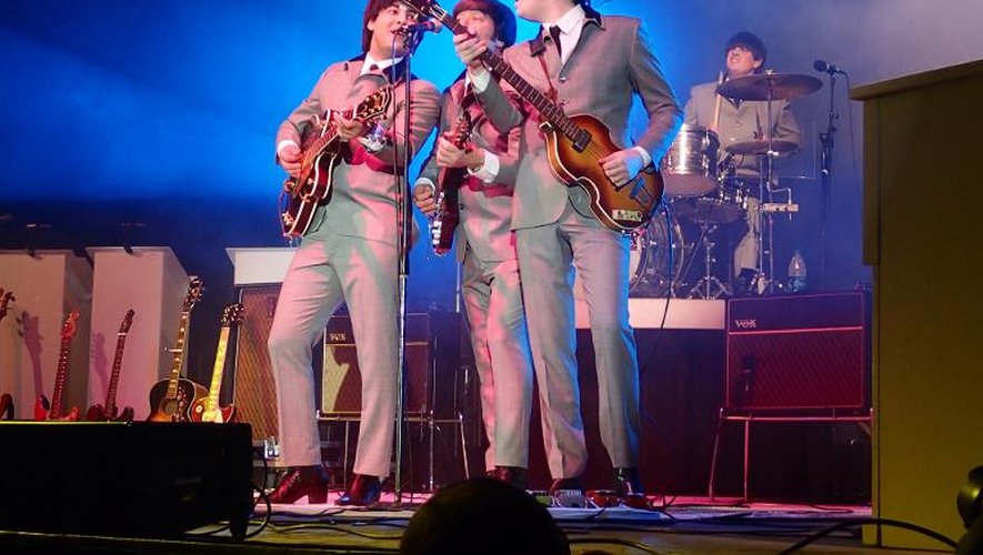 Au Washington Coliseum le 11 février 2014, un hommage au Beatles, cinquante ans jour pour jour après le premier concert des Fab Fours en Amérique du nord, dans la même salle