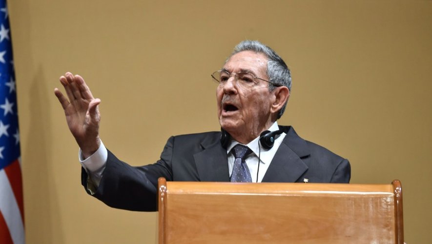Le président cubain Raul Castro lors d'une conférence de presse à La Havane le 21 mars 2016