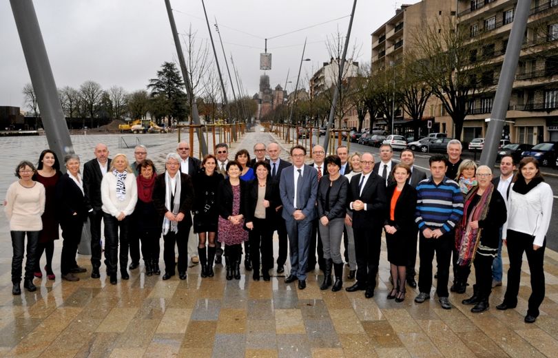 Qui pour succéder à Christian Teyssèdre à la mairie de Rodez ?