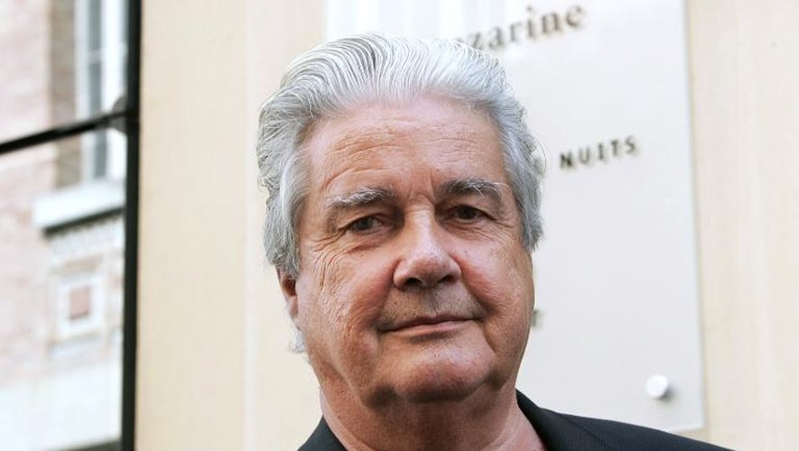 Claude Durand, le PDG des Editions Fayard, pose à Paris, le 24 août 2005
