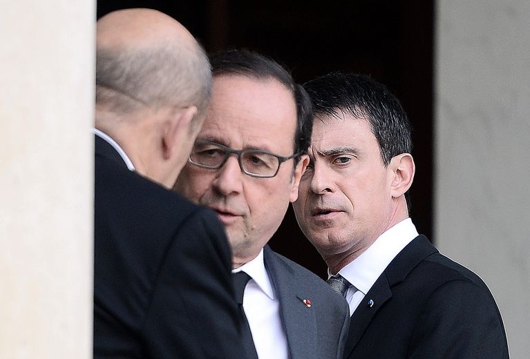 "Nous sommes en guerre", a de nouveau affirmé mardi Manuel Valls
