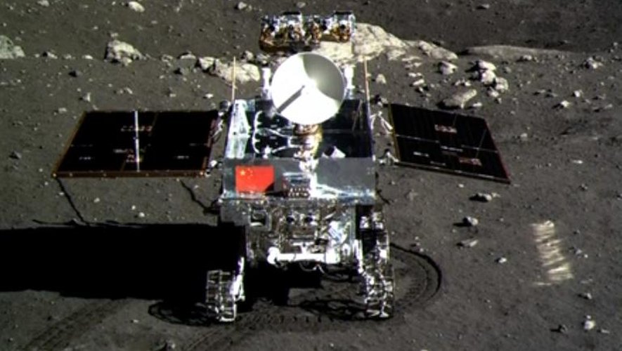 capture d'écran de la CCTV montrant le "Lapin de Jade" sur la Lune, le 15 décembre 2013