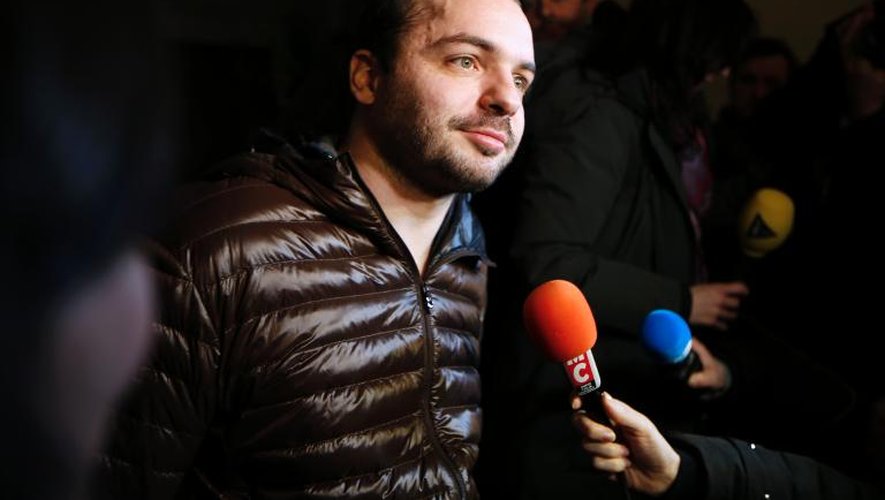 François Lambert, le neveu de Vincent Lambert, répond aux journalistes, le 6 février 2014 au Conseil d'Etat à Paris