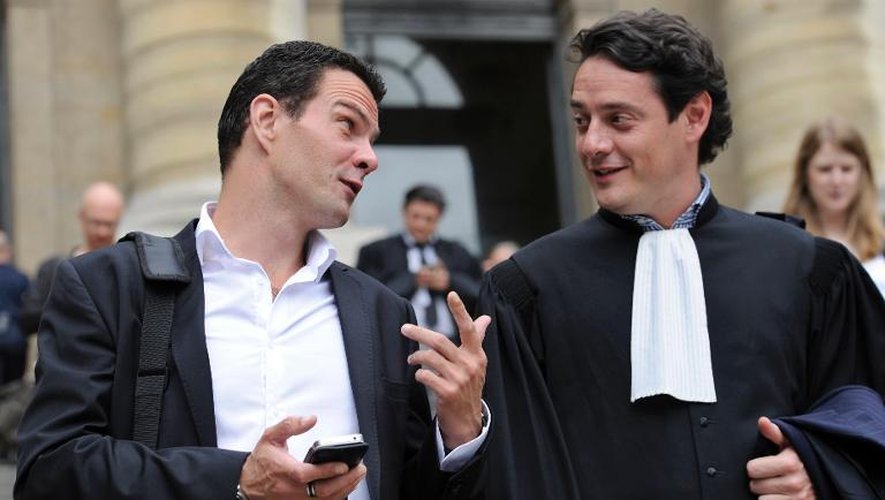 Jérôme Kerviel et son avocat David Koubbi, à leur sortie du Palais de justice le 27 juin 2012 à Paris