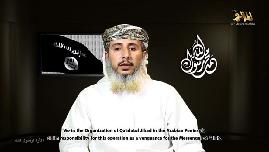 Photo tirée d'une vidéo postée le 14 janvier 2015 de l'un des dirigeants d'Al-Qaïda dans la péninsule arabique (Aqpa), Nasser Ben Ali al-Anassi, revendiquant l'attentat de Charlie Hebdo