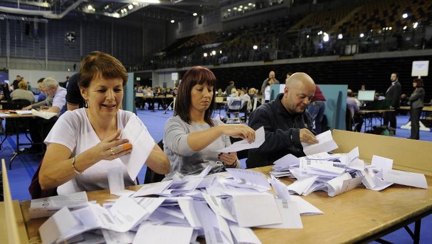 Scrutin de votes à Glasgow, Ecosse, le 7 mai 2015