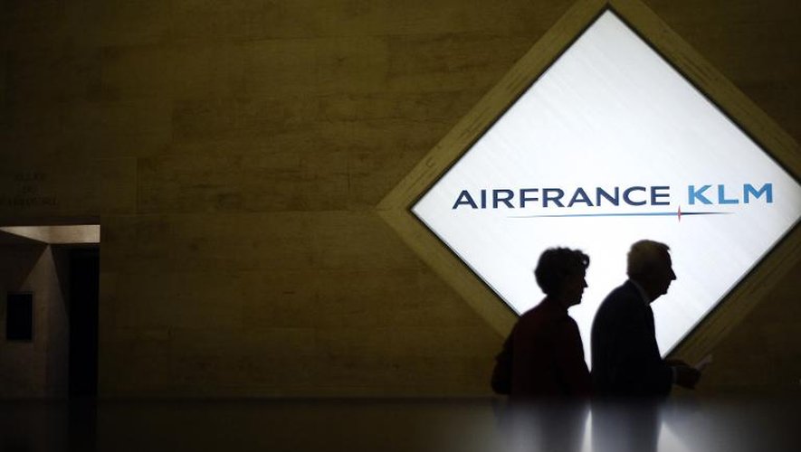 L'Etat va acheter 5,1 millions d'actions Air France-KLM pour faire adopter l'octroi de droits de vote double pour les actionnaires fidèles