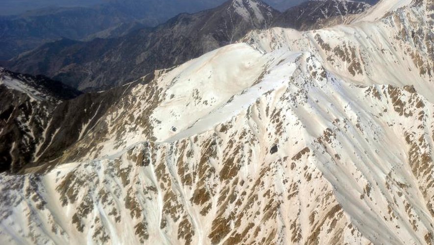 Un hélicoptère s'est écrasé vendredi à l’atterrissage dans une région montagneuse du nord-est du Pakistan