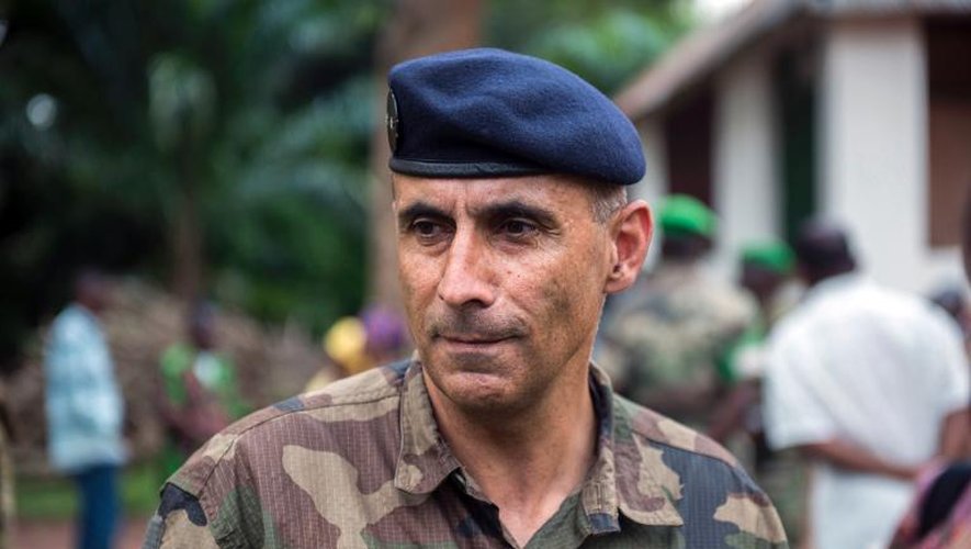 Le commandant de l'opération Sangaris de l'armée française en Centrafrique, le général Francisco Soriano, le 12 février 2014 à Mbaiki, en Centrafrique