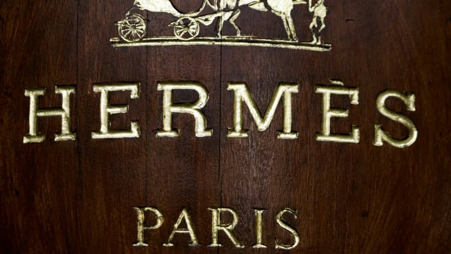 La maison de luxe Hermès a frôlé le milliard d'euros de bénéfice net en 2015 à 973 millions d'euros