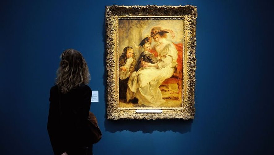 Rubens a peint là sa deuxième femme, Hélène Fourment  avec deux de ses enfants, une oeuvre présentée le 17 mai 2013 au Louvre-Lens dans l'exposition "Rubens et l'Europe"