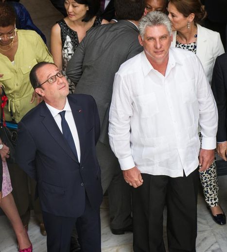 Le Président François Hollande et le vice-président cubain Miguel Diaz-Canel à La Havane, le 11 mai 2015