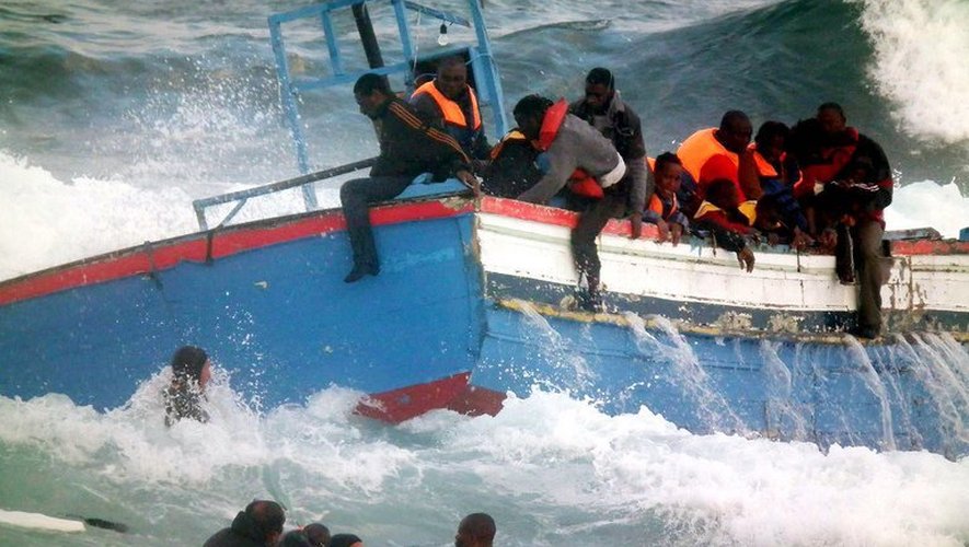 Naufrage d'une embarcation transportant 250 migrants africains le 13 avril 2011 dans le port de Pantelleria