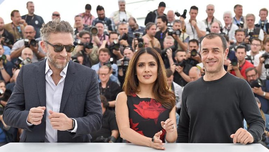 Vincent Cassel, Salma Hayek et Matteo Garrone pour la présentatin de "Tale of Tales" le 14 mai 2015 à Cannes