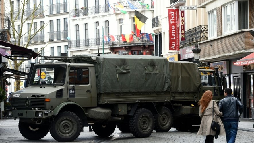 Un véhicule de l'armée belge à Bruxelles, le 27 mars 2016