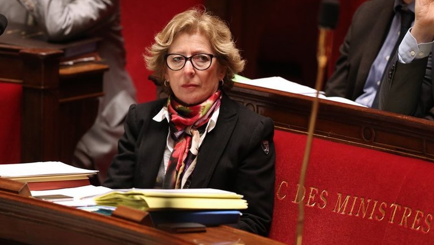 La ministre de l'Enseignement supérieur, Geneviève Fioraso, à l'Assemblée nationale, le 11 mars 2013