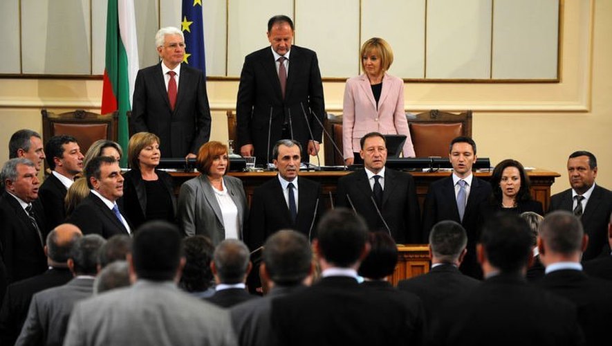 Plamen Orecharski est investi le 29 mai 2013 comme nouveau Premier ministre à Sofia