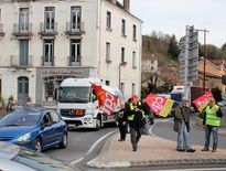 Decazeville : près de 3 700 signatures contre la fermeture de la maternité