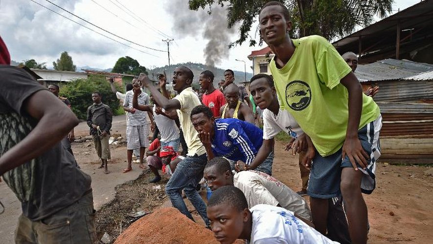 Manifestation hostile au président burundais Pierre Nkurunziza le 20 mai 2015 à Bujumbura