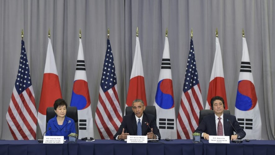 La présidente sud-coréenne Park Geun-hye, le président américain Barack Obama et le Premier ministre japonais Shinzo Abe le 31 mars 2016 à Washington