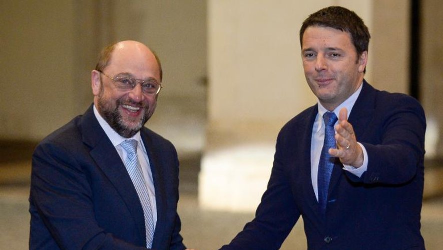 Martin Schulz accueilli par le Premier ministre italien Matteo Renzi  le 27 février 2014 à Rome