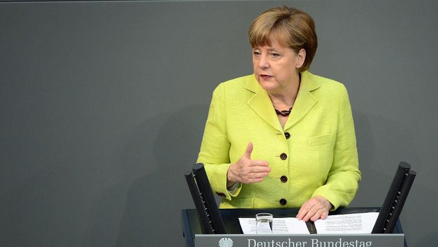 Angela Merkel s'adresse aux députés du Bundestag, le 21 mai 2015 à Berlin