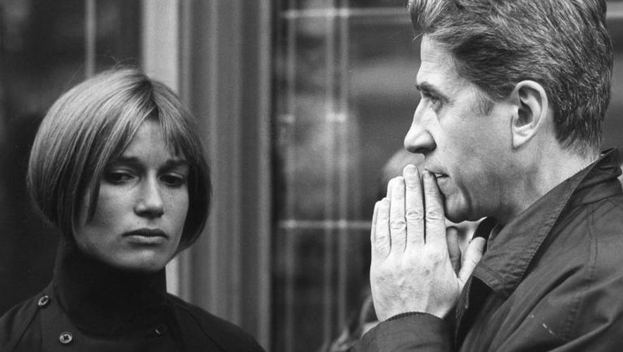 Alain Resnais en mai 1968 avec l'actrice Olga Georges-Picot au 21e festival de Cannes