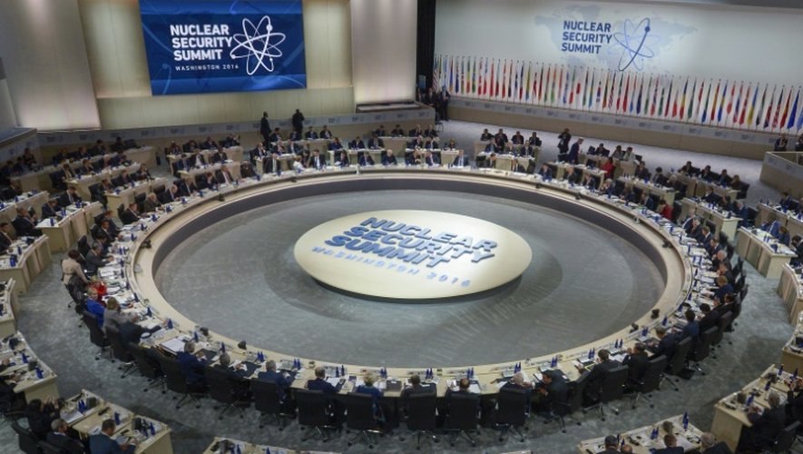 Session plénière du sommet consacré à la sûreté nucléaire, au Walter E. Washington Convention Center à Washington le 1er avril 2016