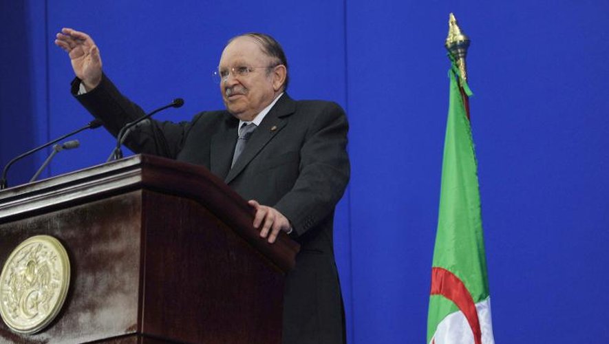 Dernière apparition publique du président algérien Abdelaziz Bouteflika le 8 mai 2012 lors la commémoration du massacre de Setif