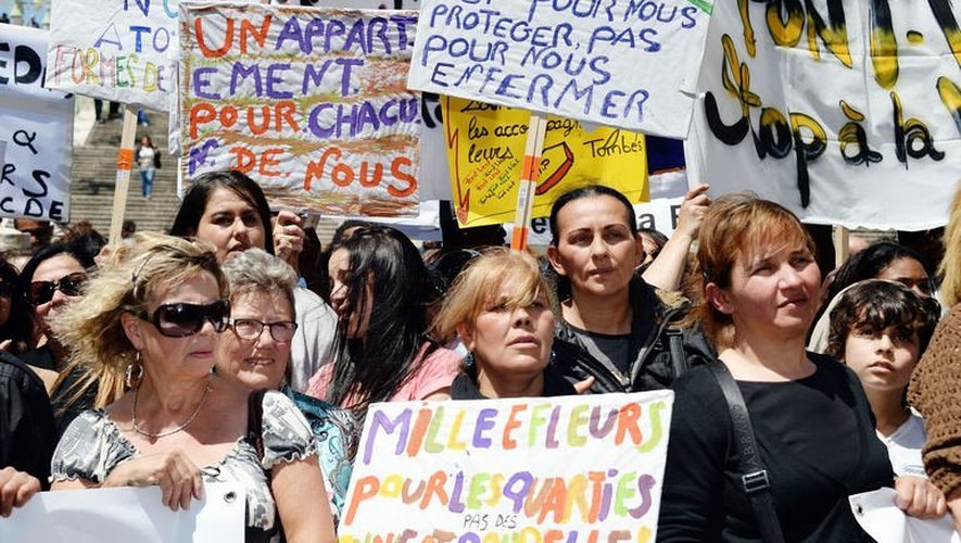 Des Marseillaises manifestent contre la violence, le 1er juin 2013