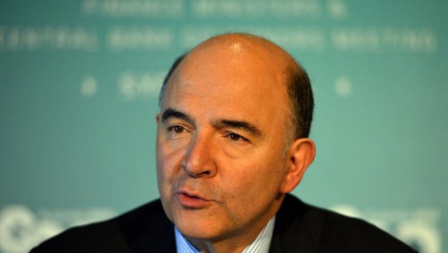 Le ministre de l'Economie Pierre Moscovici donne une conférence de presse à Sydney le 23 février 2014